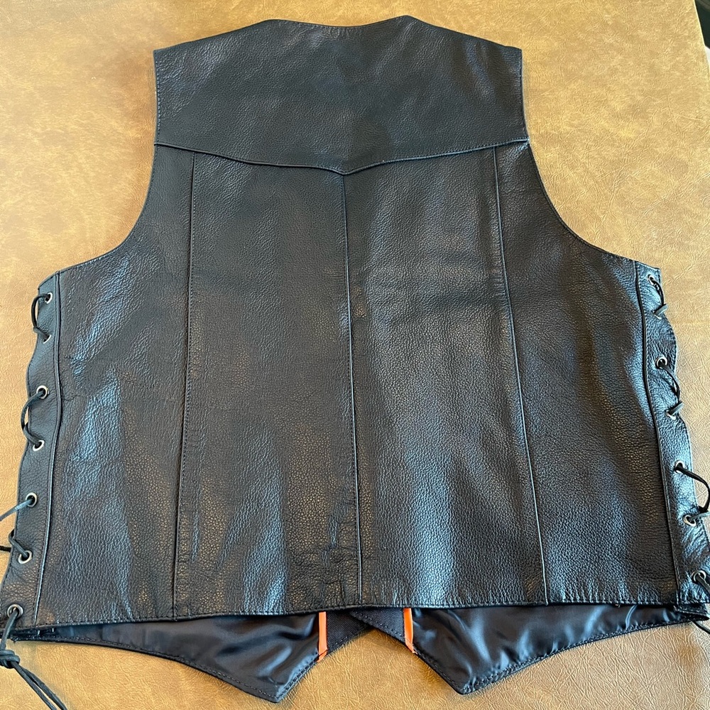 Custom Bilt Button Down Black Leather V-Neck Motorcycle Biker Vest - Picture 2 of 14